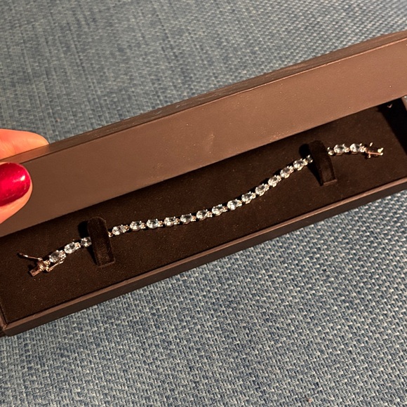 Zales Silver and Blue Gemstone Bracelet - Picture 3 of 7